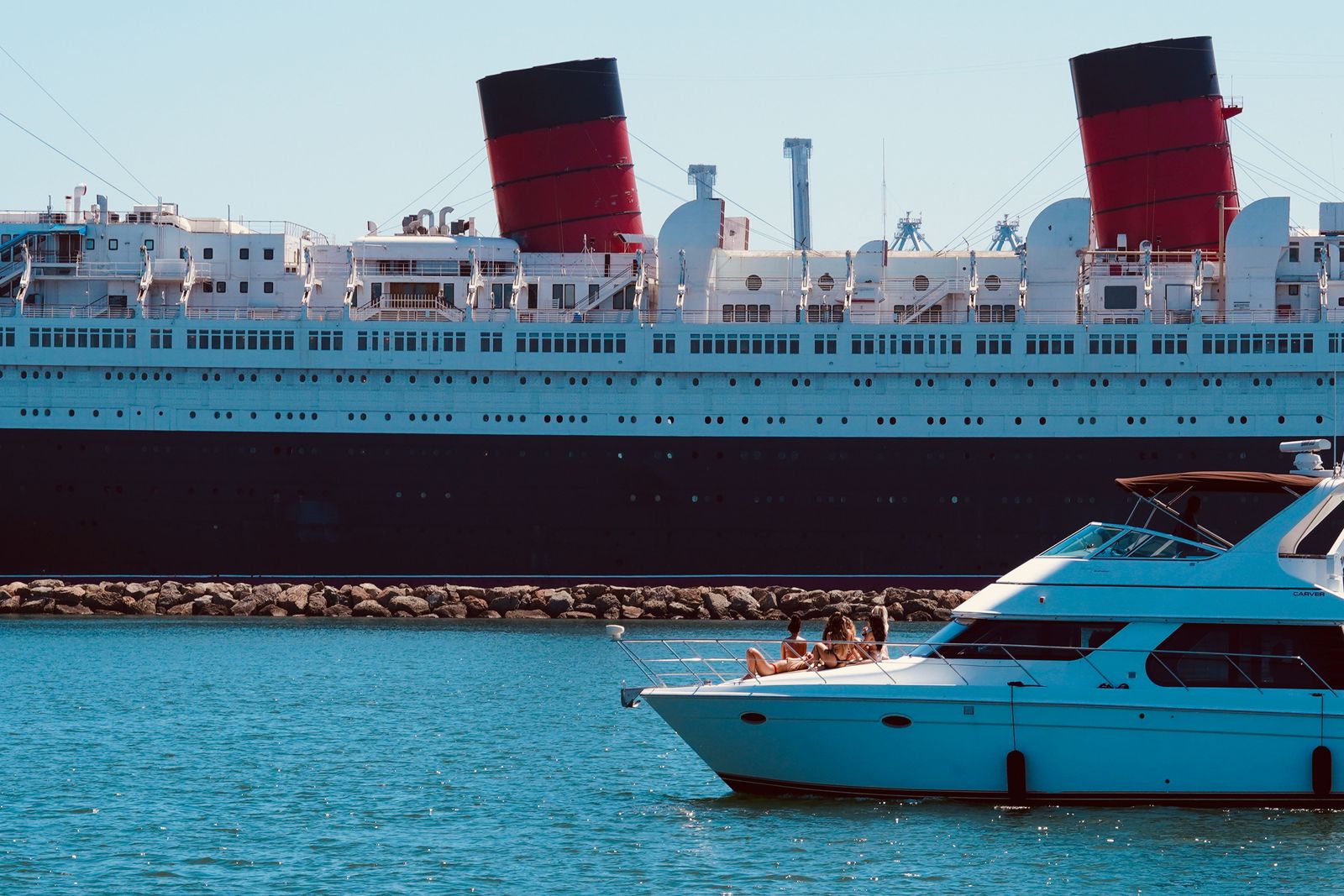 The Ultimate Cruise Packing List (25 Things You Actually Need)